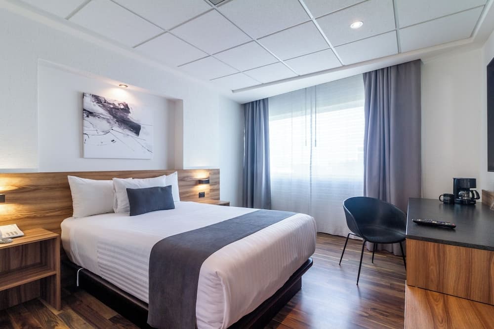 Mesón Ejecutivo Guadalajara Minerva - Av México