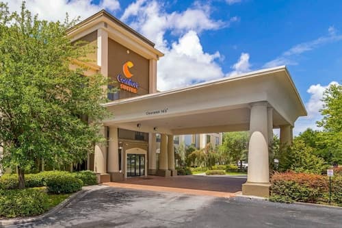 Comfort Suites near MCAS Beaufort