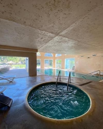 Howard Johnson by Wyndham Resort Pilar