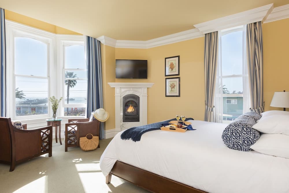 West Cliff Inn - A Four Sisters Inn