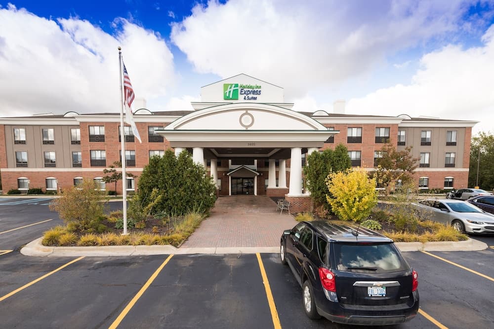 Holiday Inn Express Hotel & Suites Grand Blanc by IHG