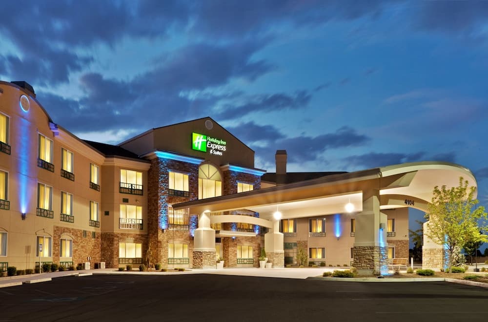 Holiday Inn Express & Suites Nampa - Idaho Center by IHG