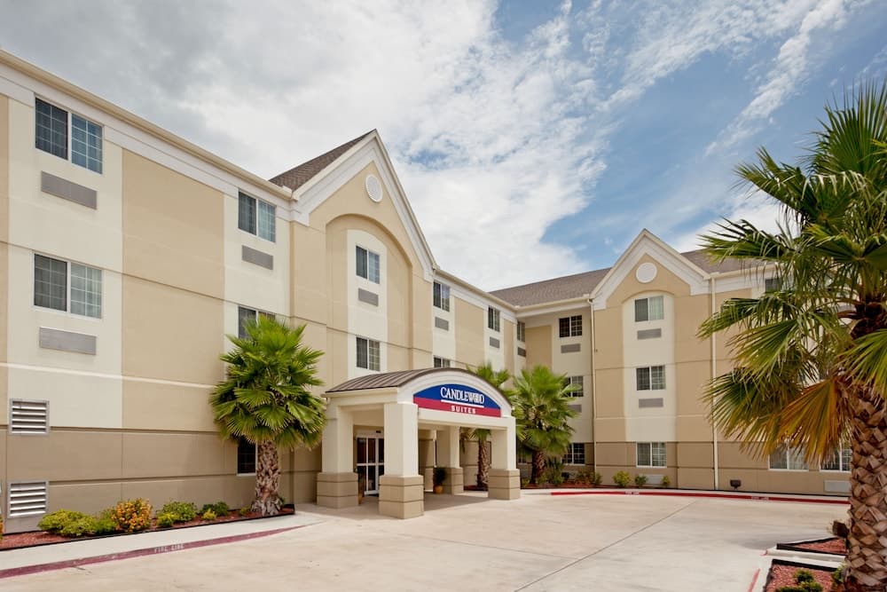 Candlewood Suites Corpus Christi-Spid by IHG