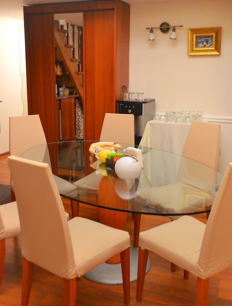 Lobi dinlenme salonu