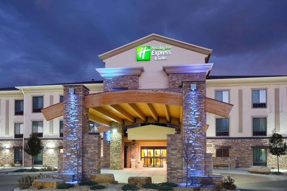 Holiday Inn Express & Suites Loveland by IHG