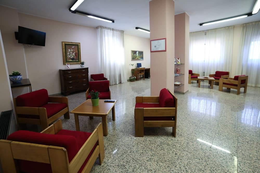 Lobi dinlenme salonu