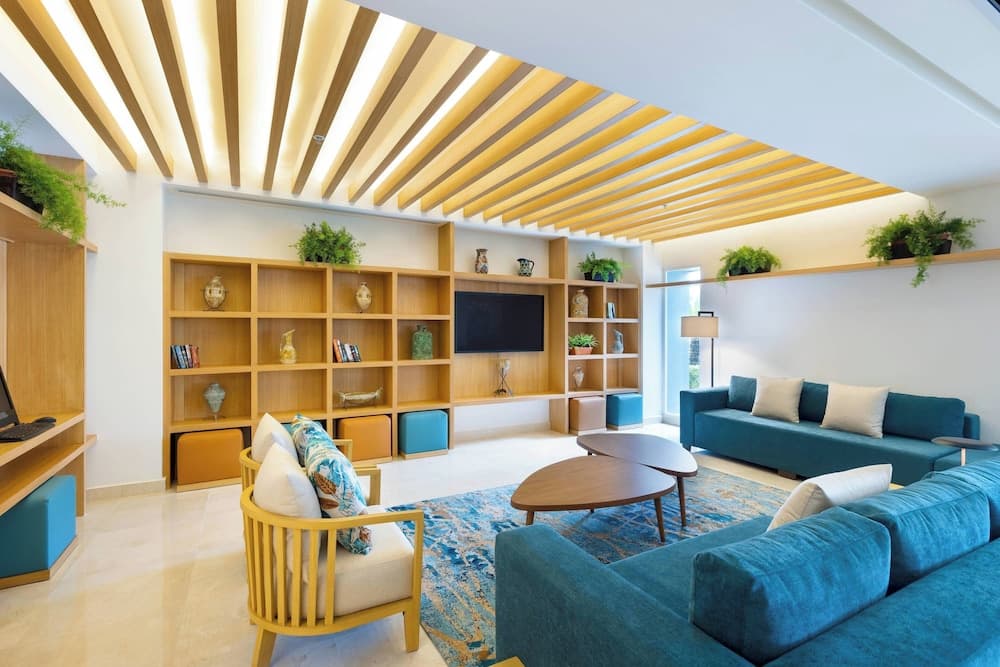Courtyard By Marriott Cancun Airport