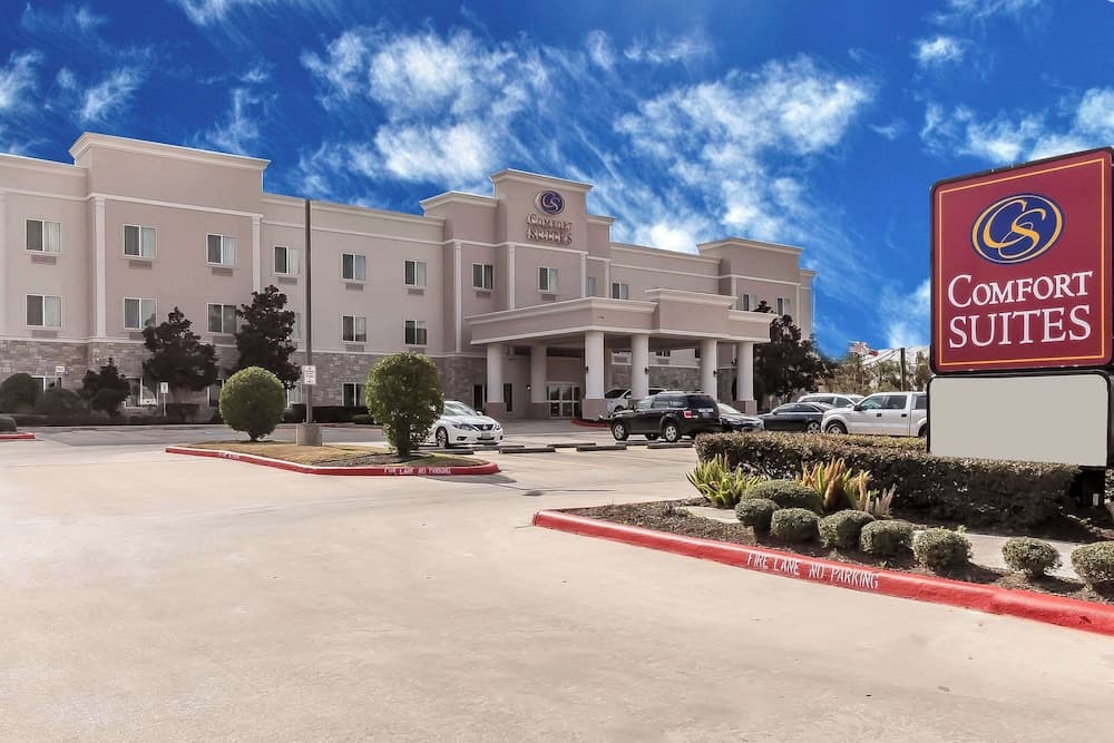 Comfort Suites Houston IAH Airport - Beltway 8