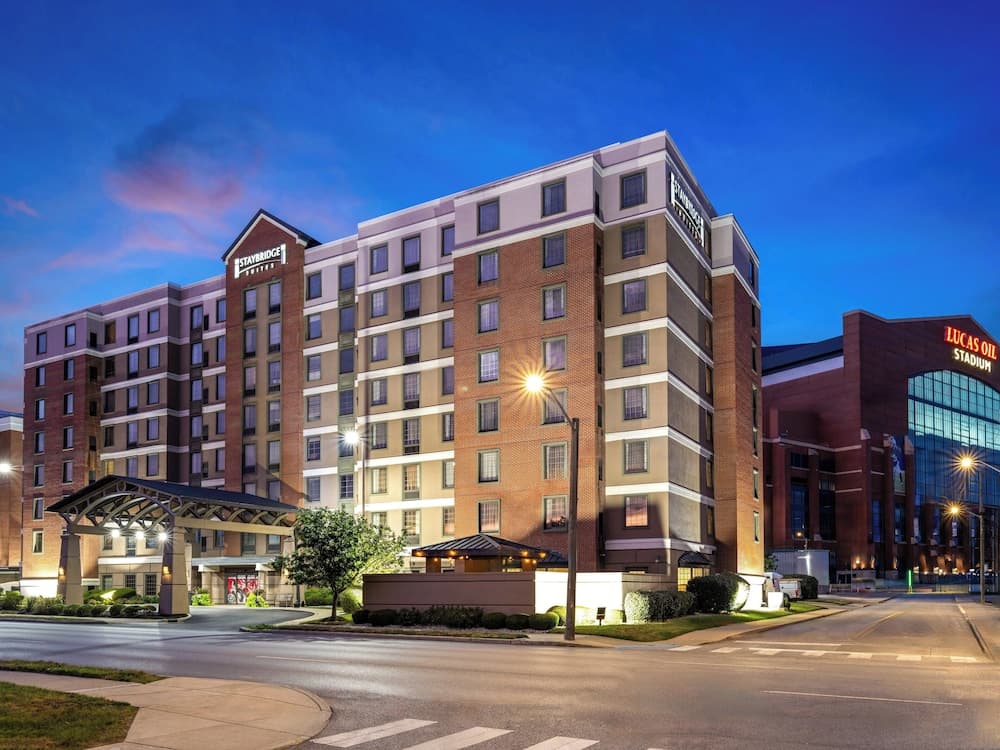 Staybridge Suites Indianapolis Downtown - Convention Center by IHG