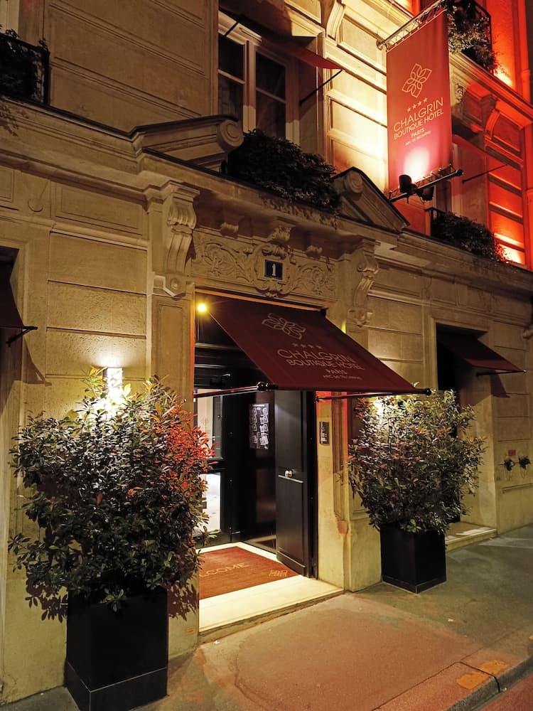 Chalgrin Boutique Hotel