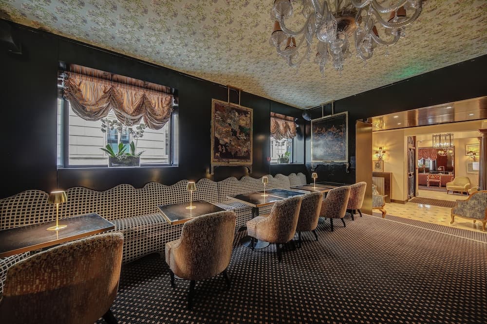 Lobi dinlenme salonu