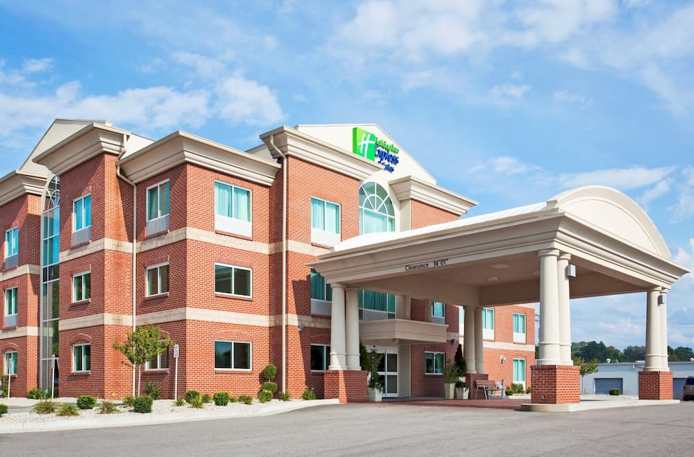 Holiday Inn Express Hotel & Suites Cincinnati Se Newport by IHG