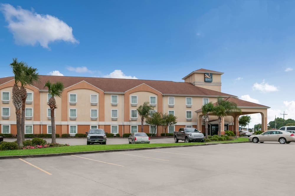 Quality Inn & Suites