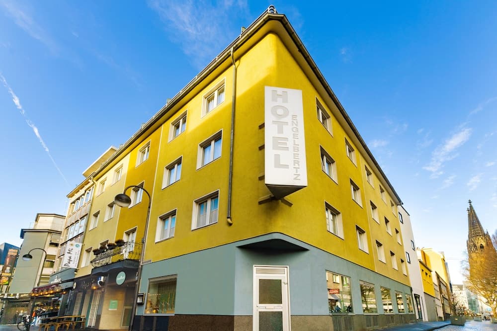 Hotel Engelbertz – Yggotel Pirol