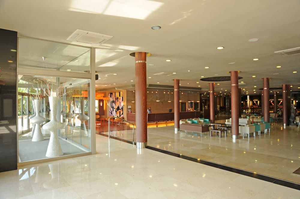 Lobi dinlenme salonu