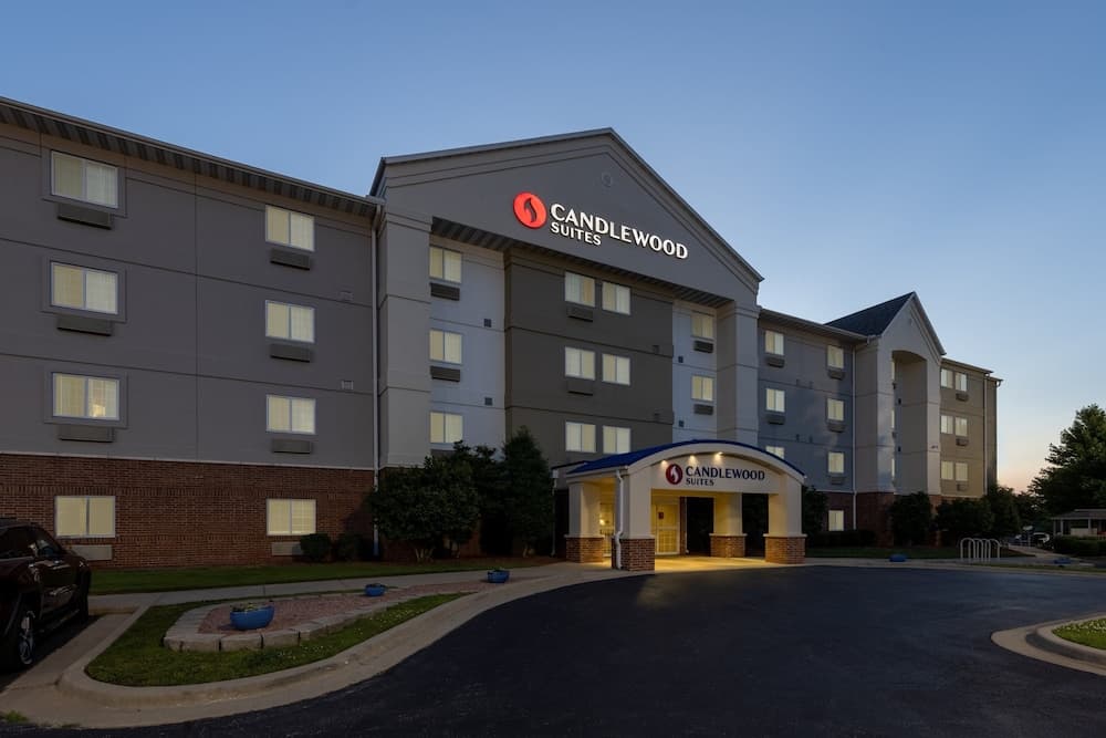 Candlewood Suites South - Springfield by IHG