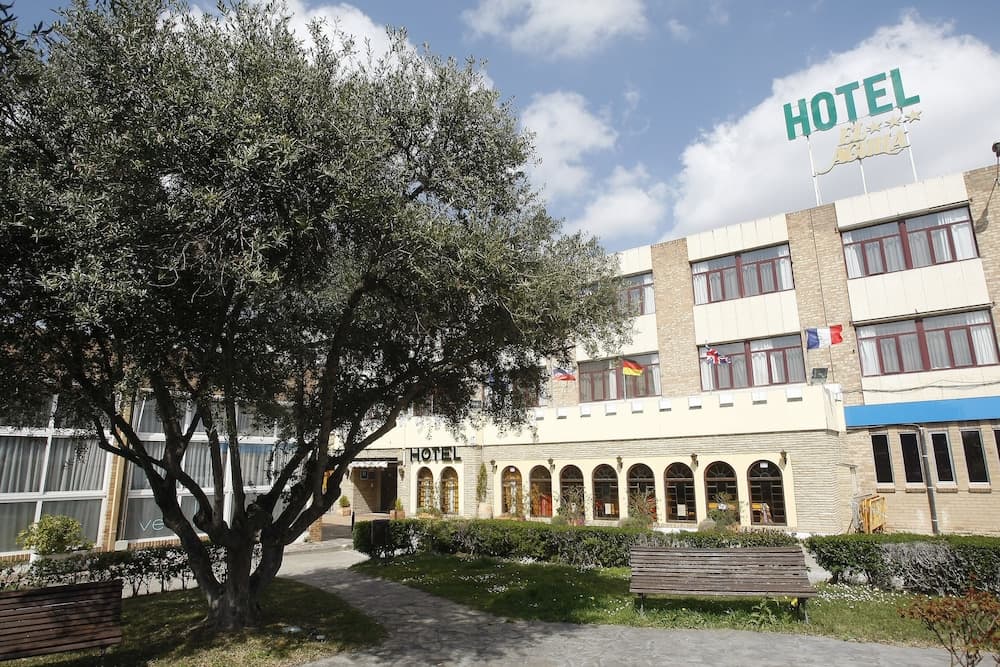 El Aguila Hotel