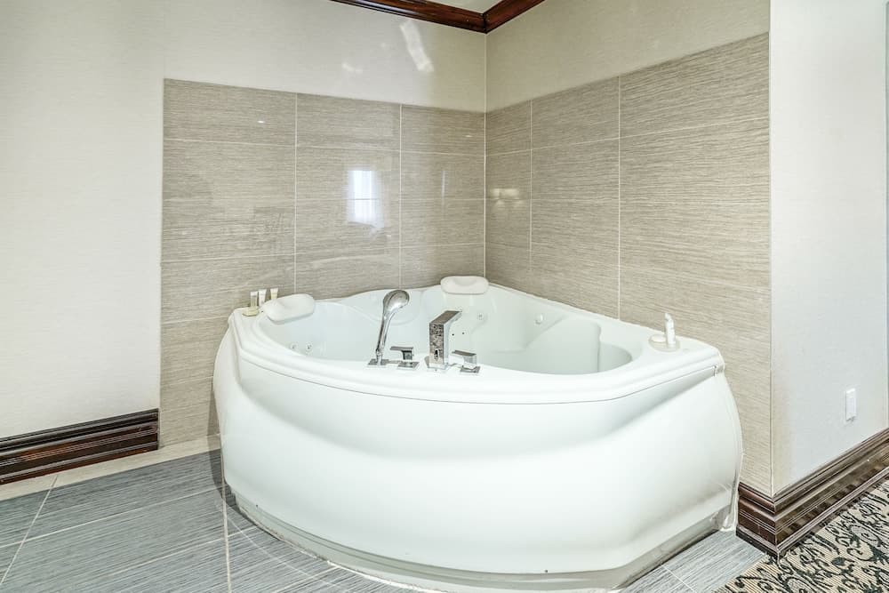 Özel spa küveti