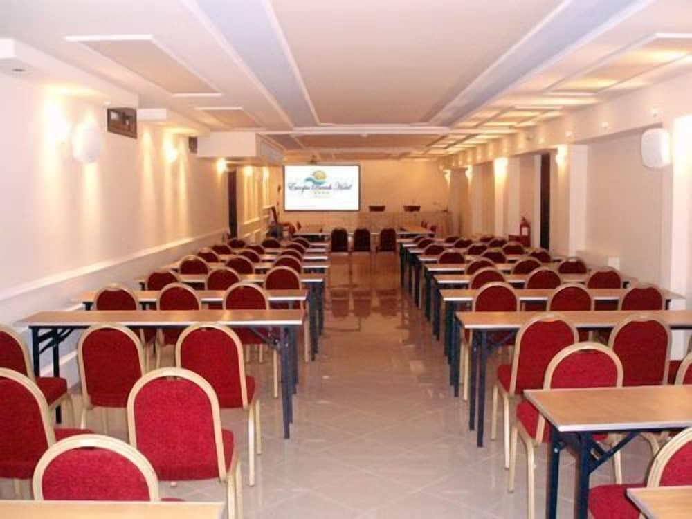 Toplantı salonu/imkânları