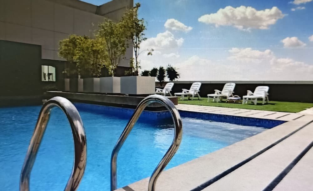 St Laurn Koregaon Park Pune