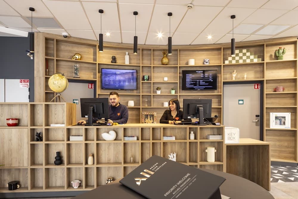 Ibis Marseille Centre Euromed