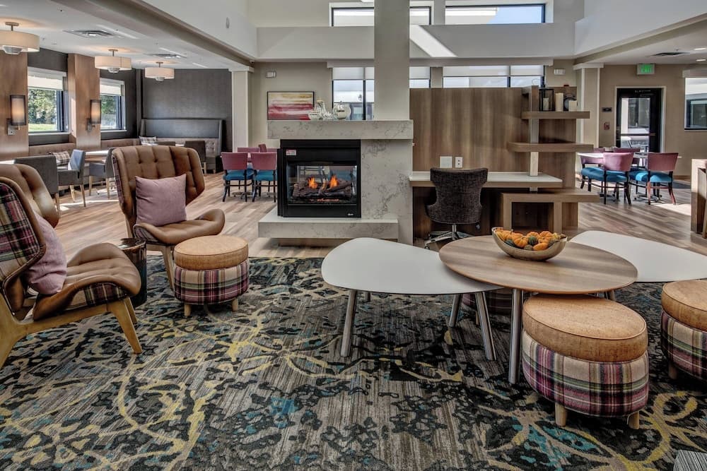 Lobi dinlenme salonu