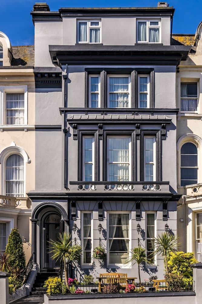 Trelawney Hotel