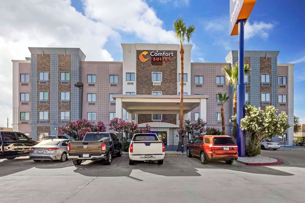 Comfort Suites
