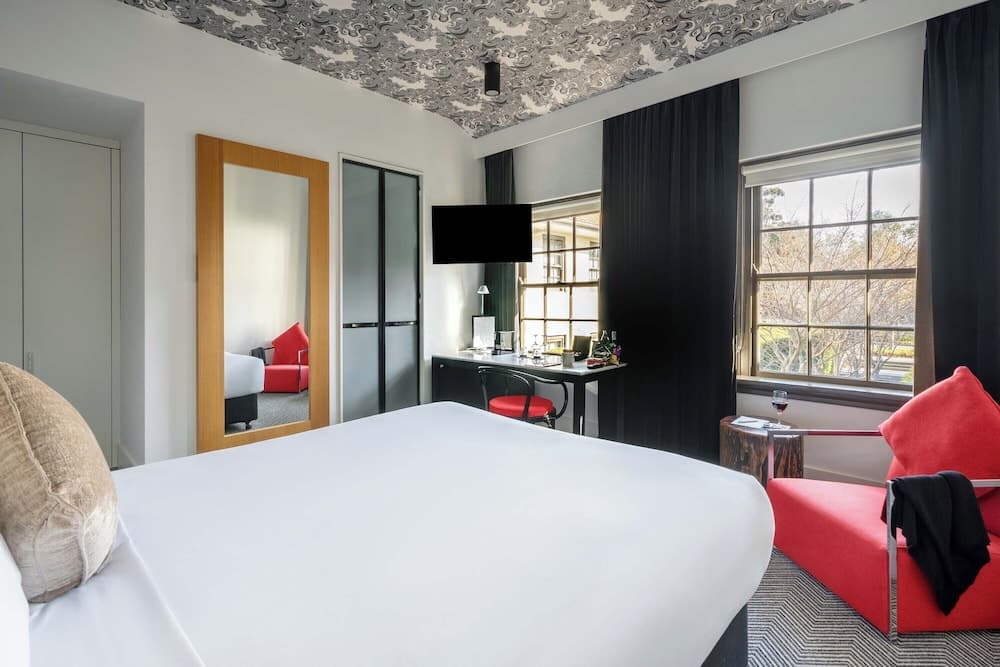 Peppers Gallery Hotel Canberra