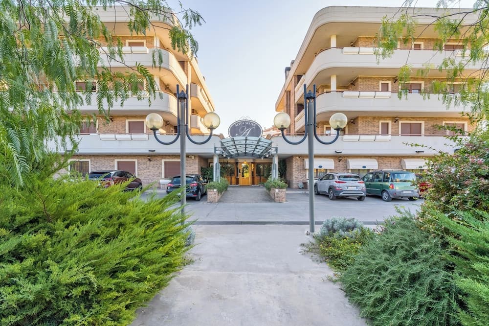 Altea Suites Hotel Residence