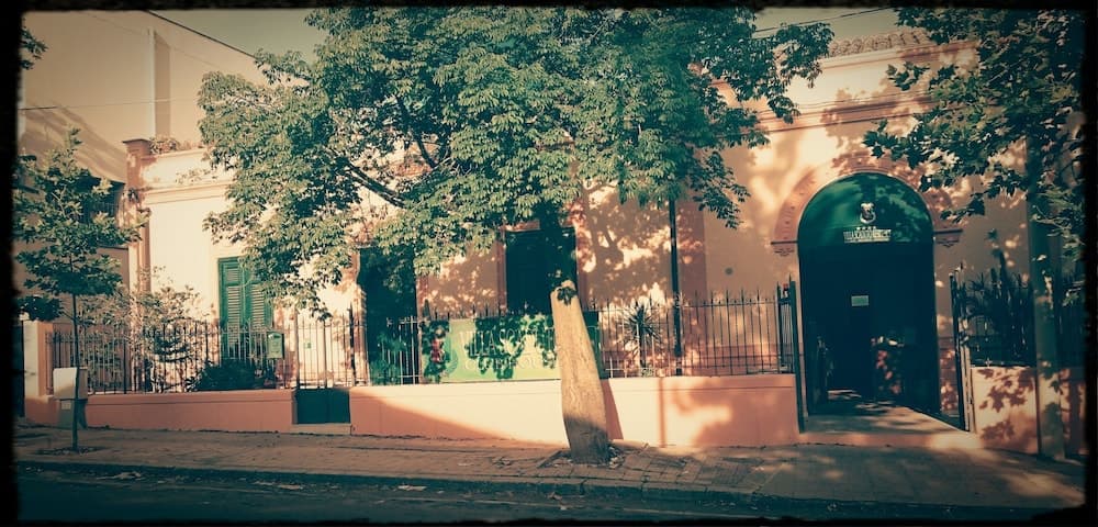 Konaklama yerinin ön cephesi