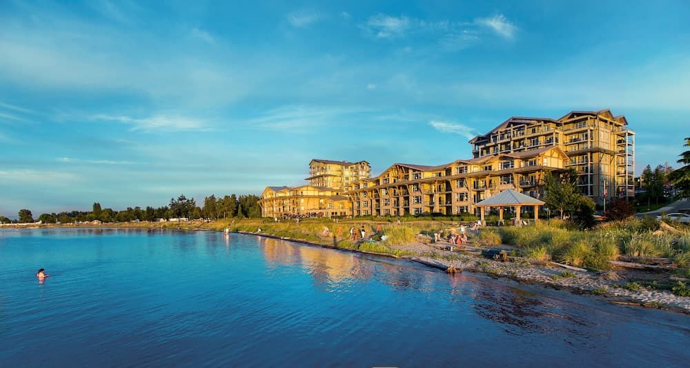 THE Beach Club Resort