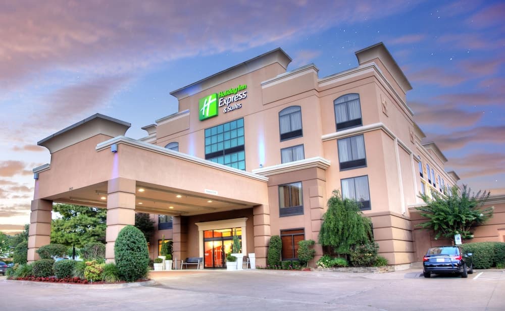 Holiday Inn Express Suites South - Tyler by IHG