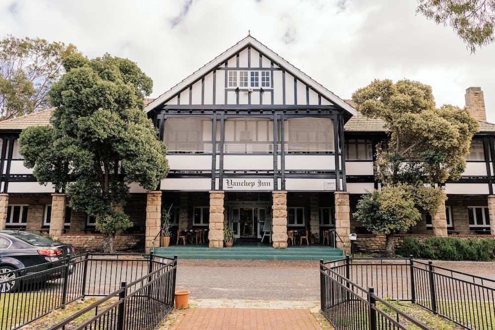 Yanchep Inn