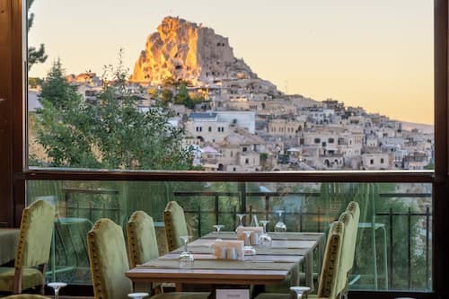 Uçhisar Kaya Otel