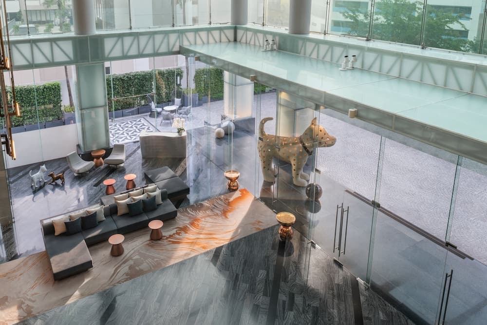 Lobi dinlenme salonu