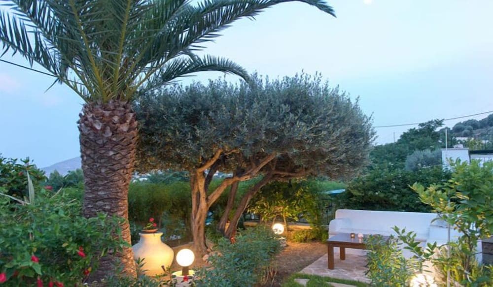 Hotel Elena