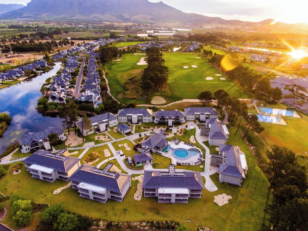 Pearl Valley Hotel