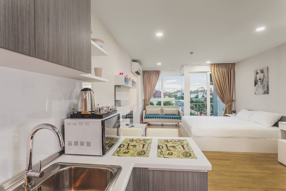 Condo in Kata in Ozone - A519