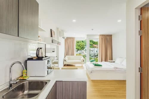 Condo in Kata in Ozone - Unit A606