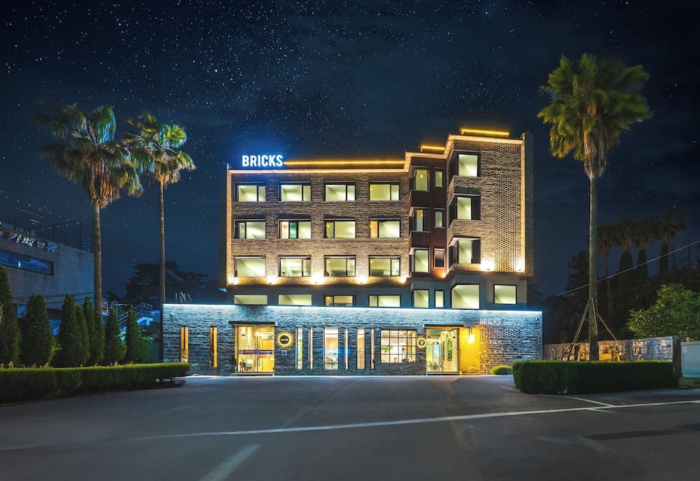 Jeju Bricks Hotel