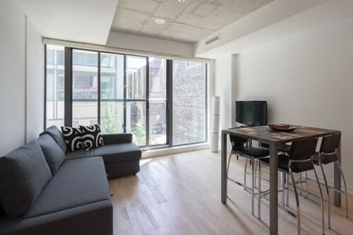 Applewood Suites - Fashion District Loft