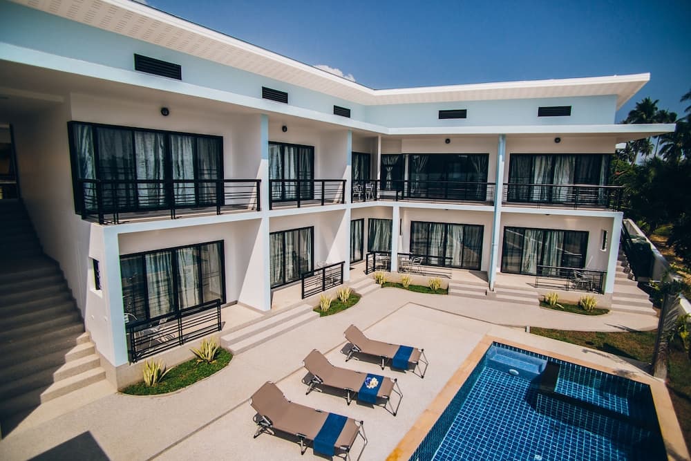 Infinity Bophut Apartments