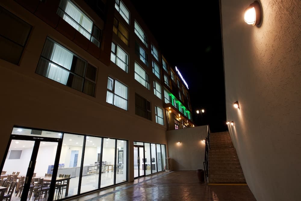 Konaklama yerinin ön cephesi