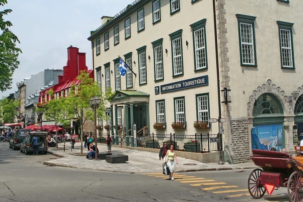 Konaklama yerinin ön cephesi