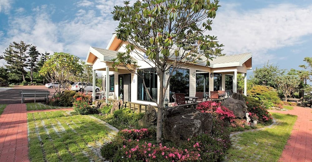 The Areumdaun Pension