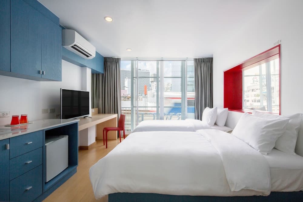 128 Room And Massage