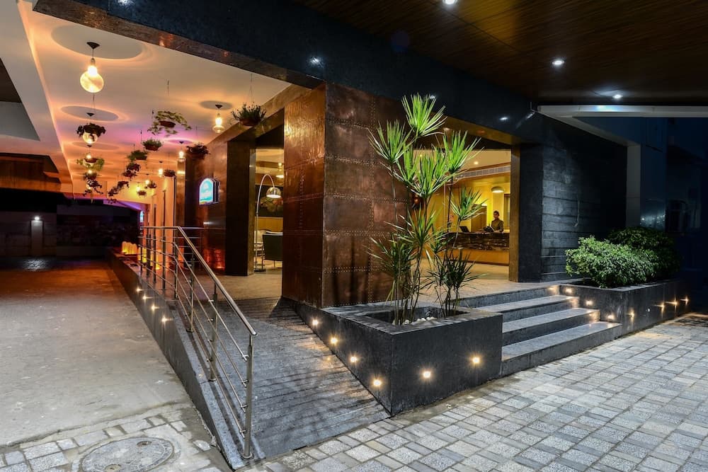 Howard Johnson by Wyndham Kolkata