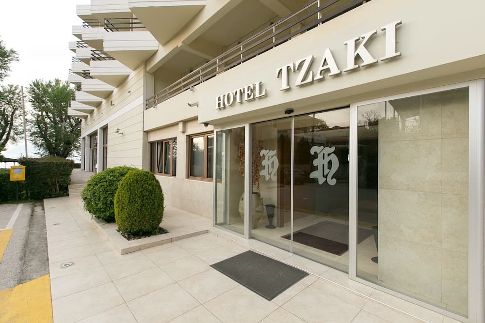 Hotel Tzaki