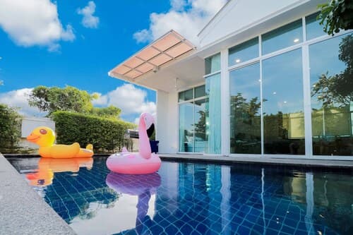 Chaum Haus Pool Villa